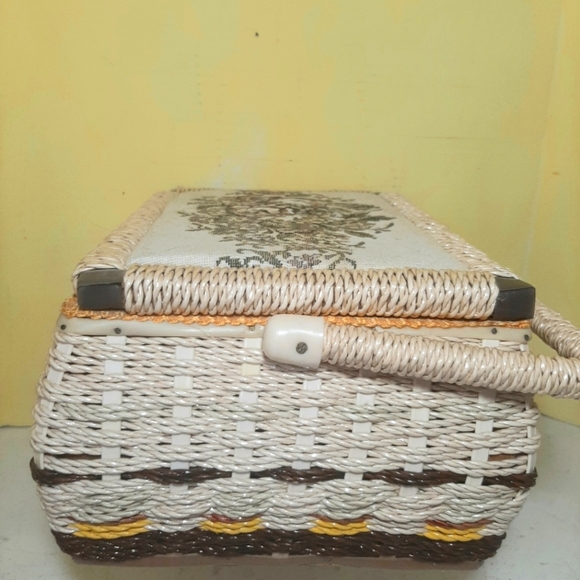 Vintage Acrylic Weave with Tapestry Sewing Basket. - Picture 7 of 8